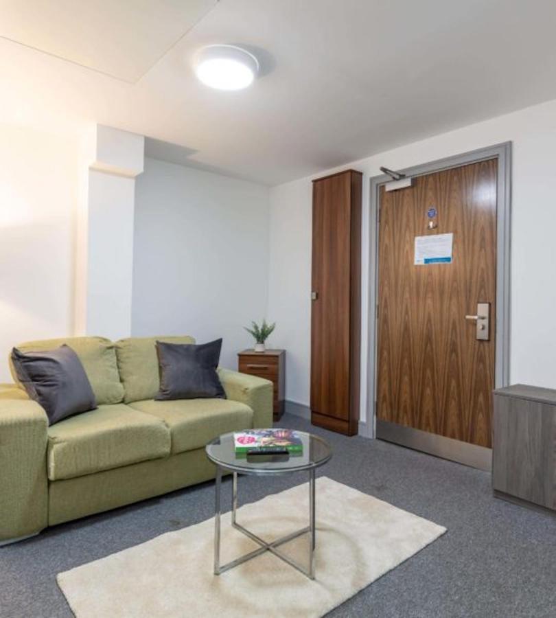 Vibrant Rooms For Students Only, Leeds - Sk Leeds (West Yorkshire) Bagian luar foto
